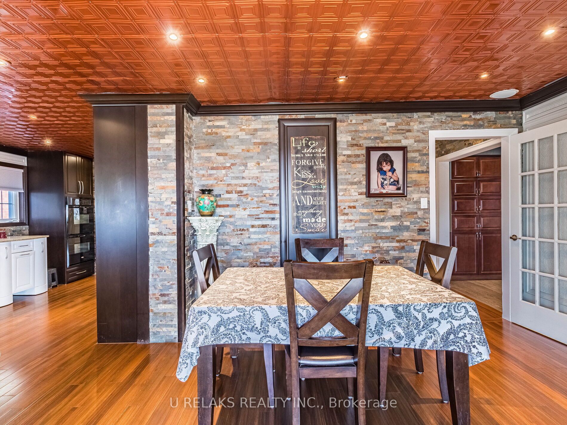 172 Melissa Crescent