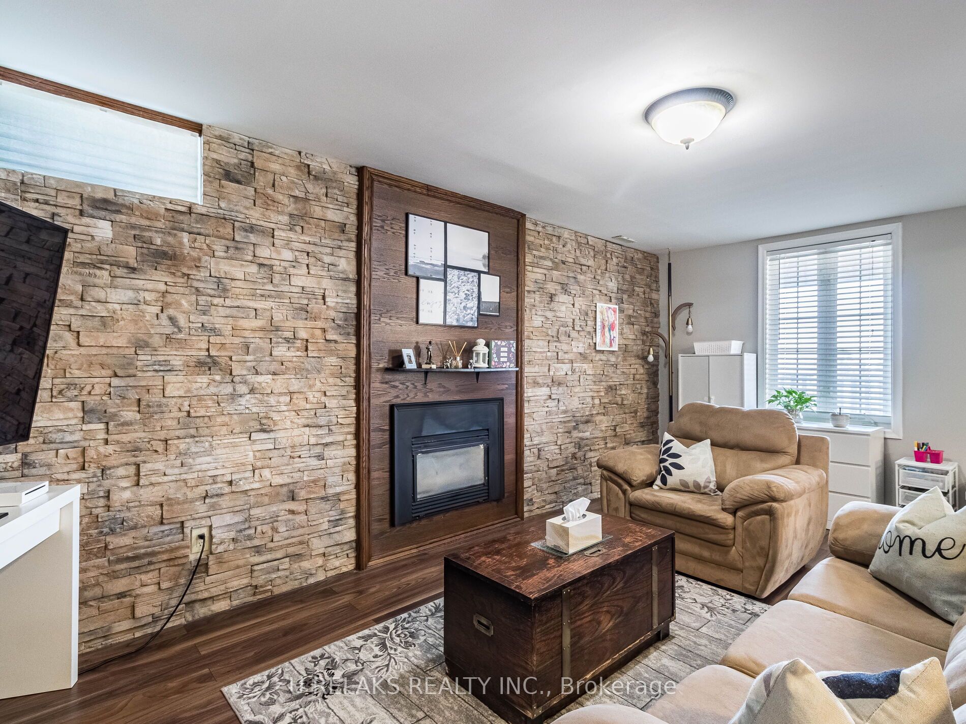 172 Melissa Crescent
