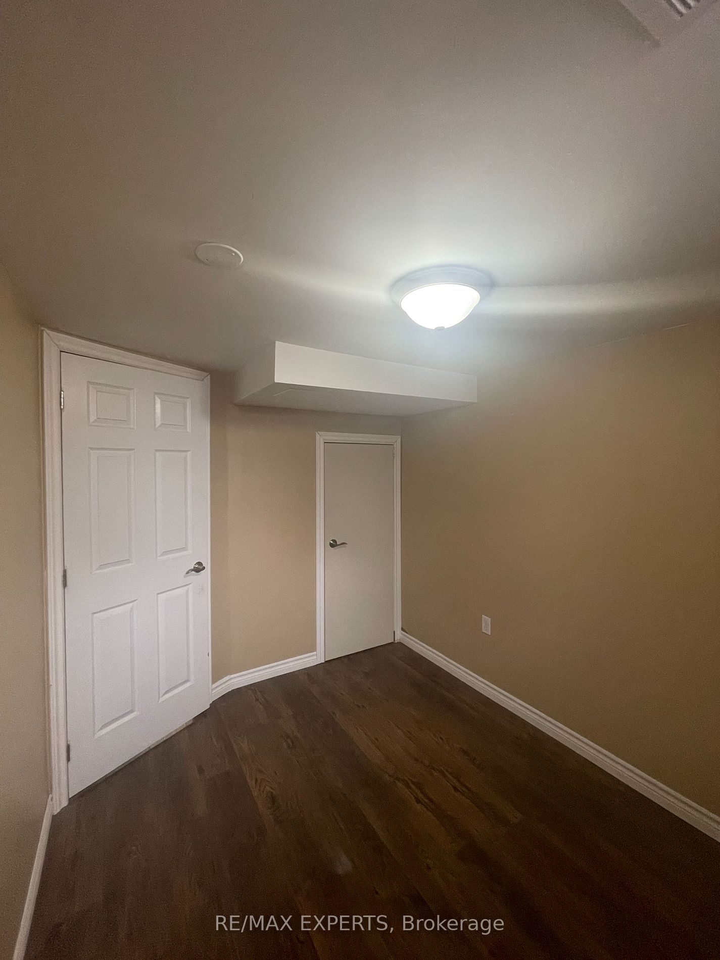 292 Vancouver Crescent