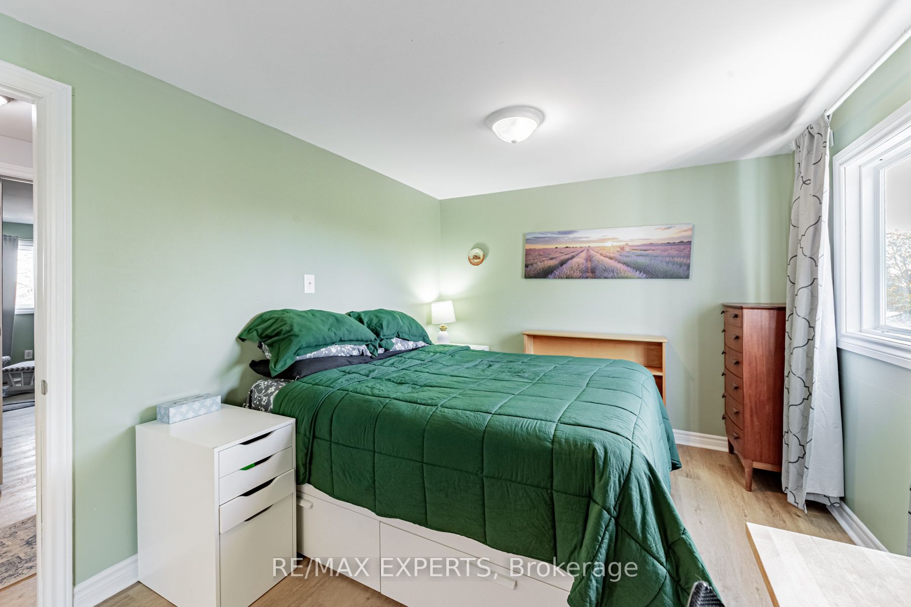 292 Vancouver Crescent