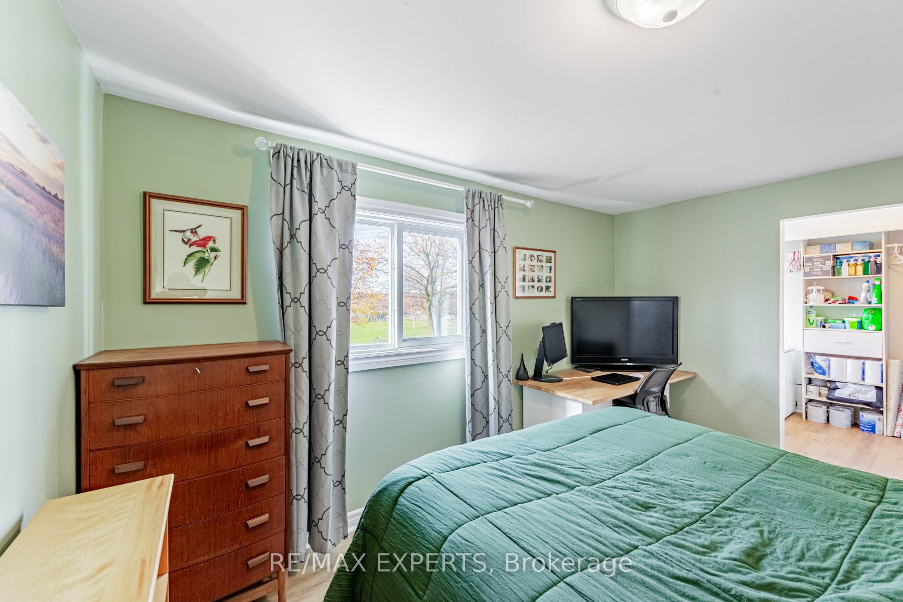 292 Vancouver Crescent