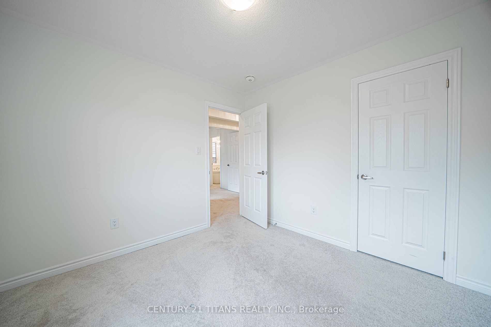 20 Lockyer Drive
