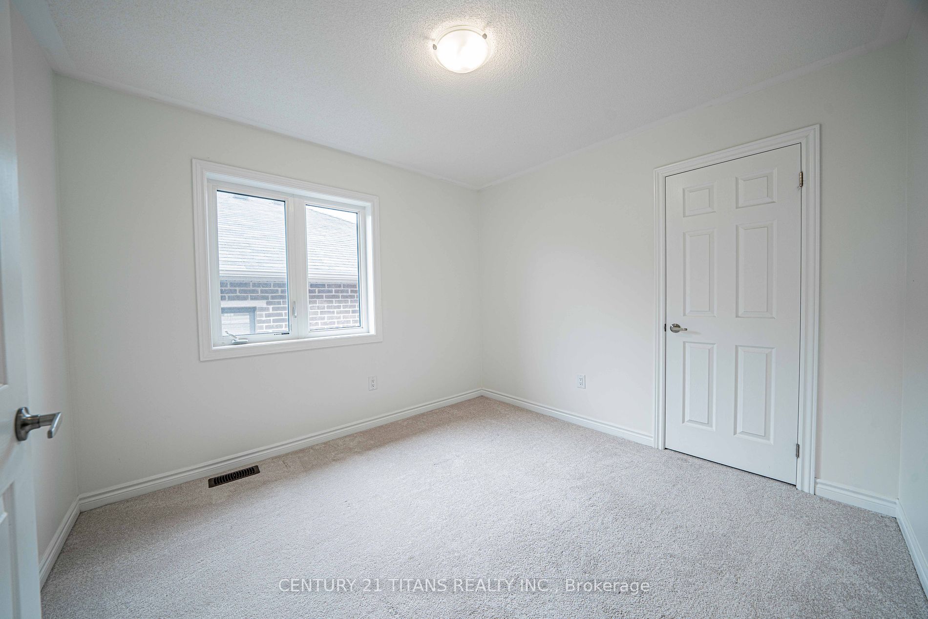 20 Lockyer Drive