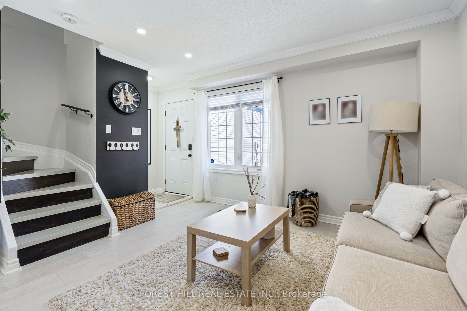 1436 Outlet Drive