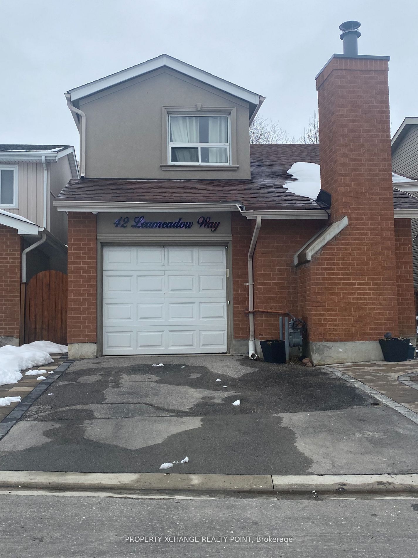 42 Leameadow Way