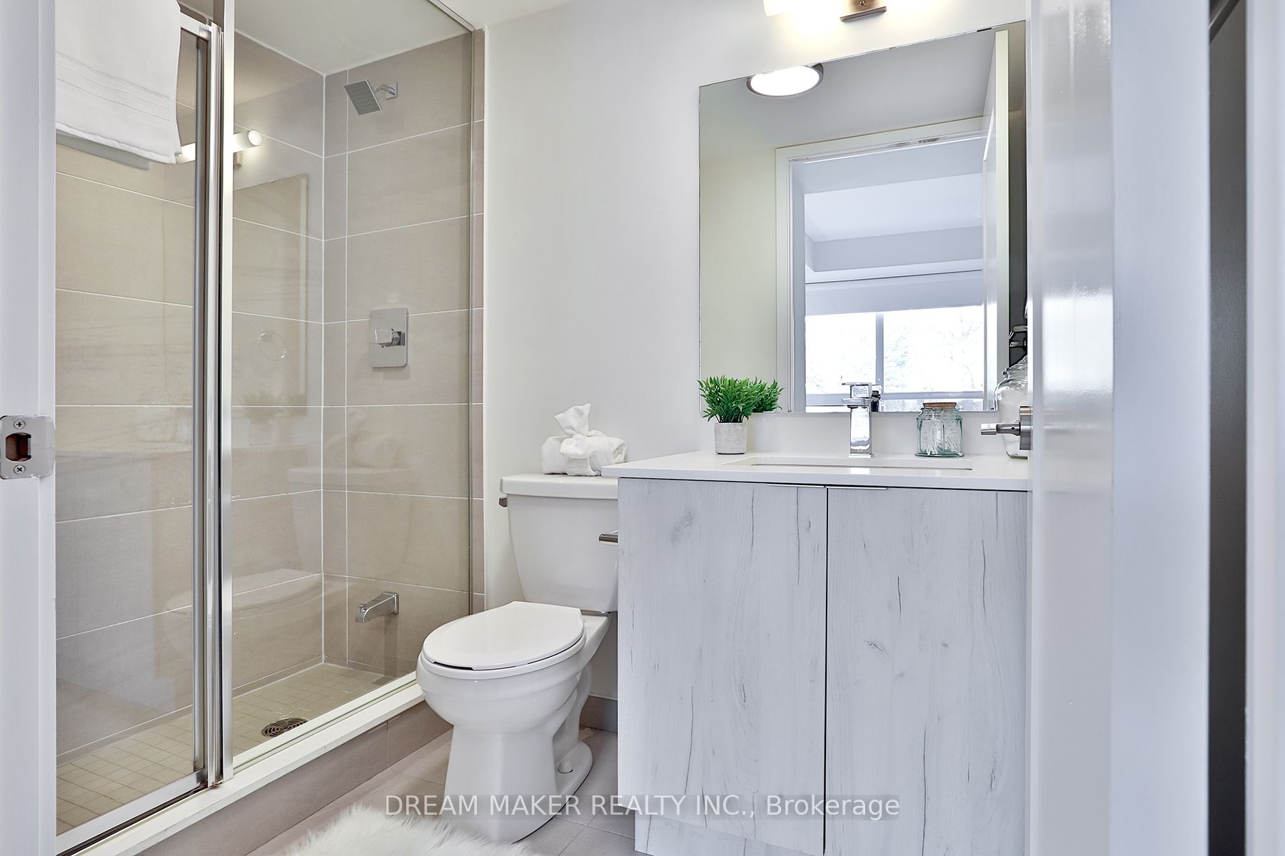 1350 Kingston Rd, #101