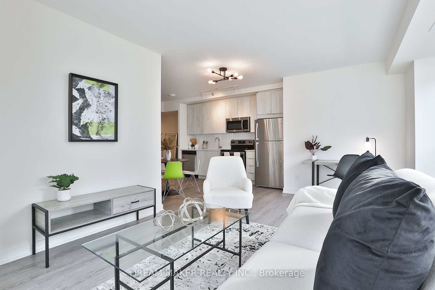 1350 Kingston Rd, #101