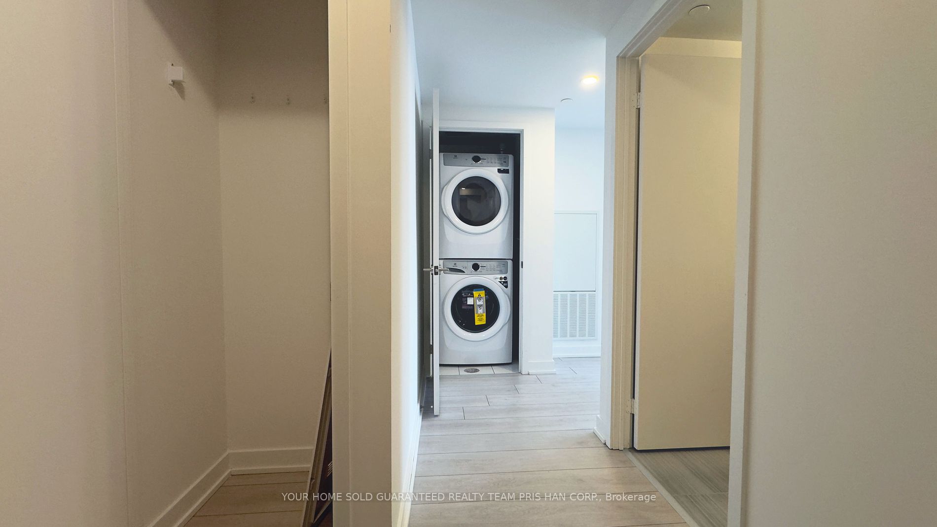 2031 Kennedy Road, #2018