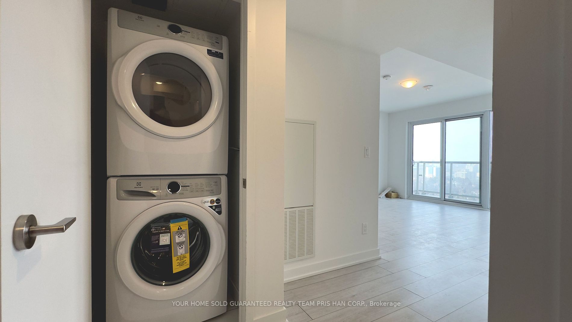 2031 Kennedy Road, #2018