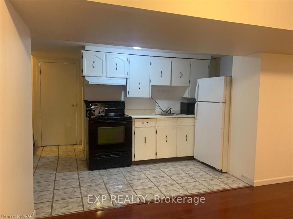 979 Rambleberry Ave, #Lower