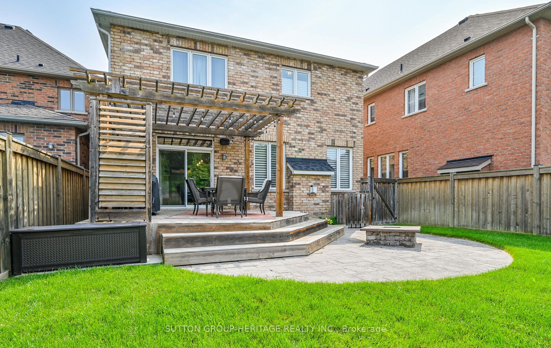 568 Gillmoss Rd