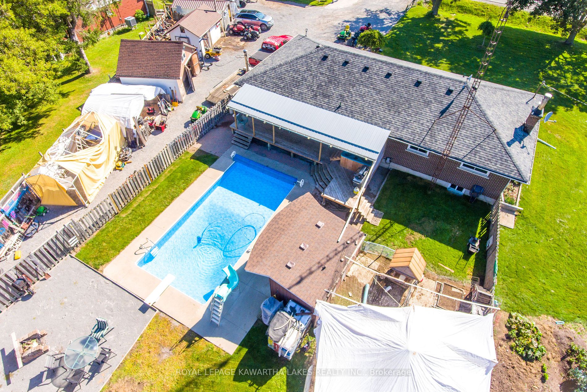 19020 Simcoe St