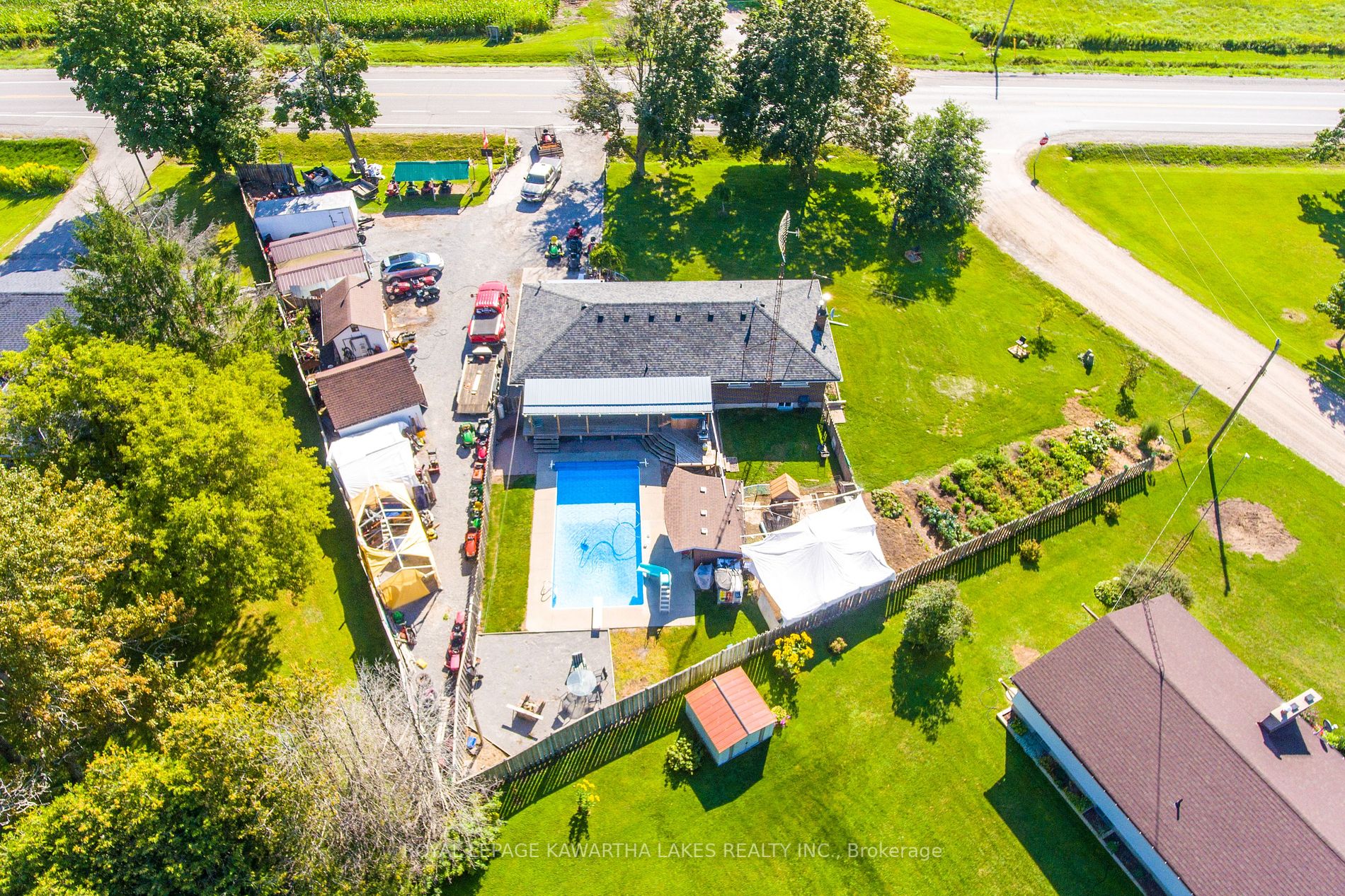 19020 Simcoe St