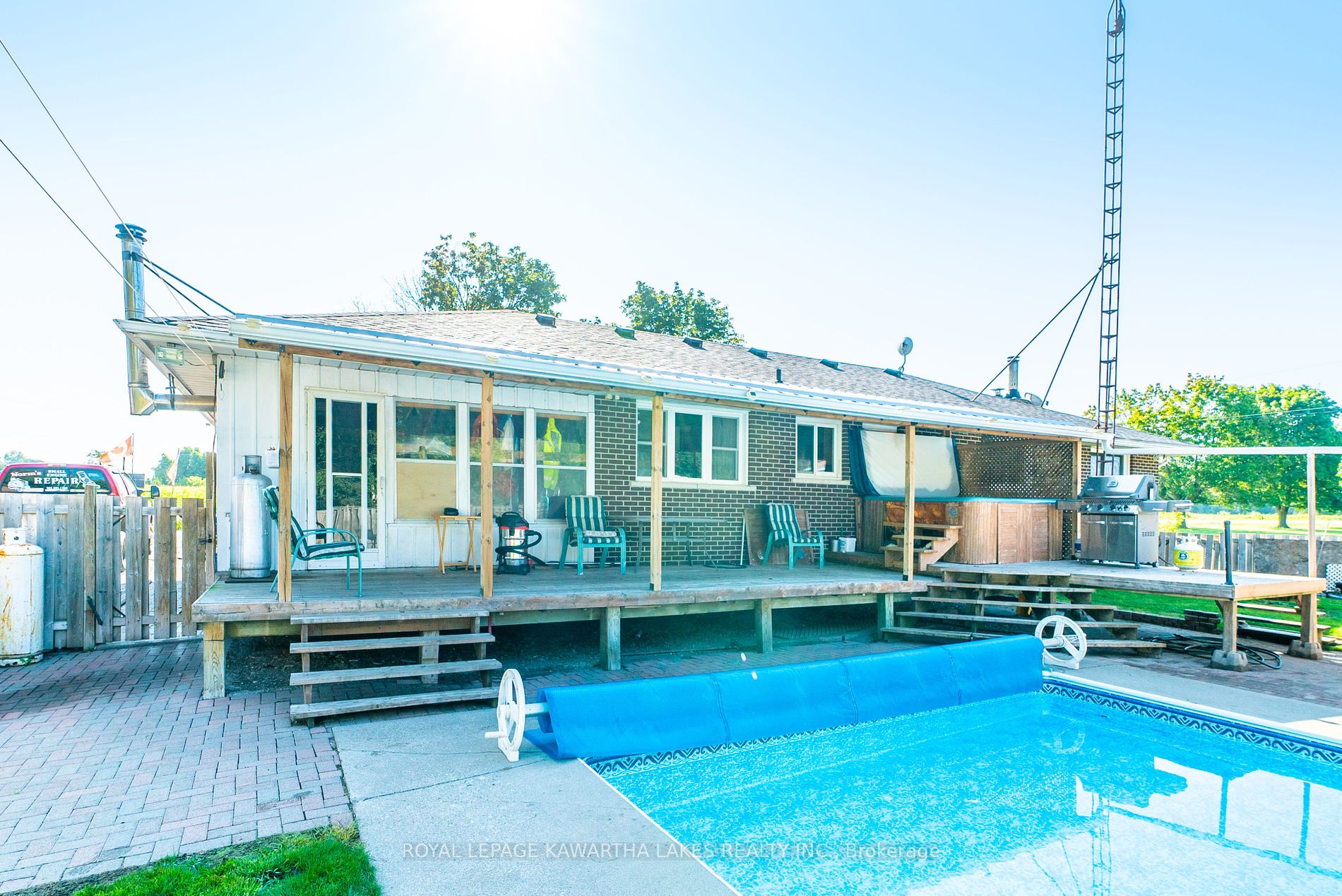 19020 Simcoe St