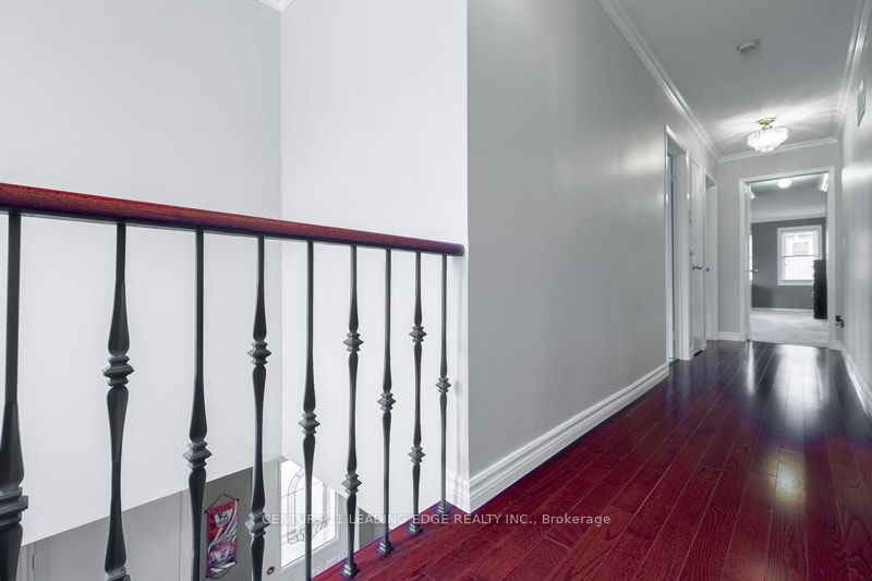 146 Thicket Cres