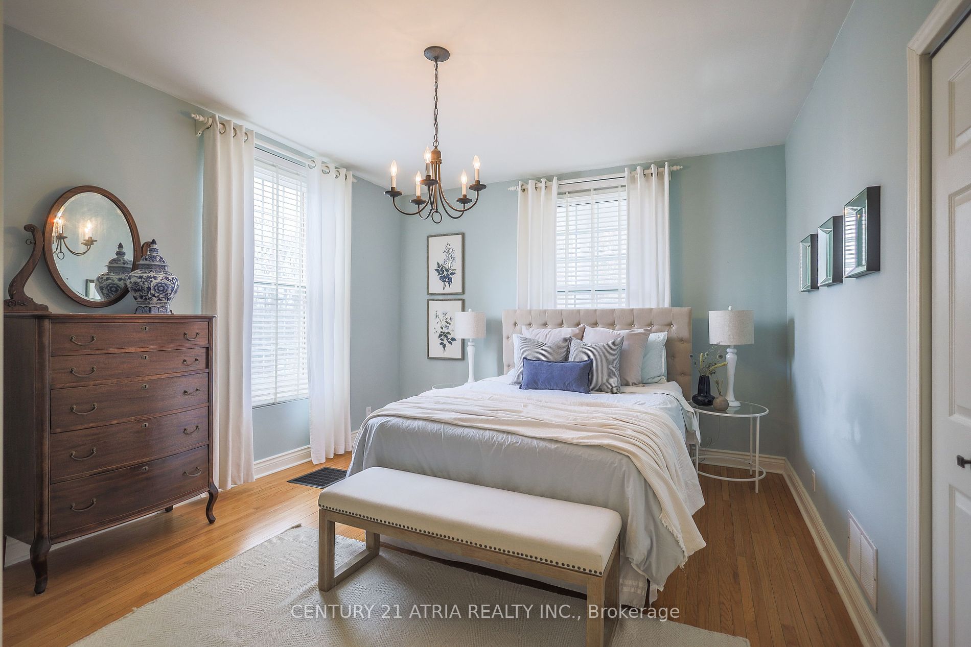 2415 6th Concession Road