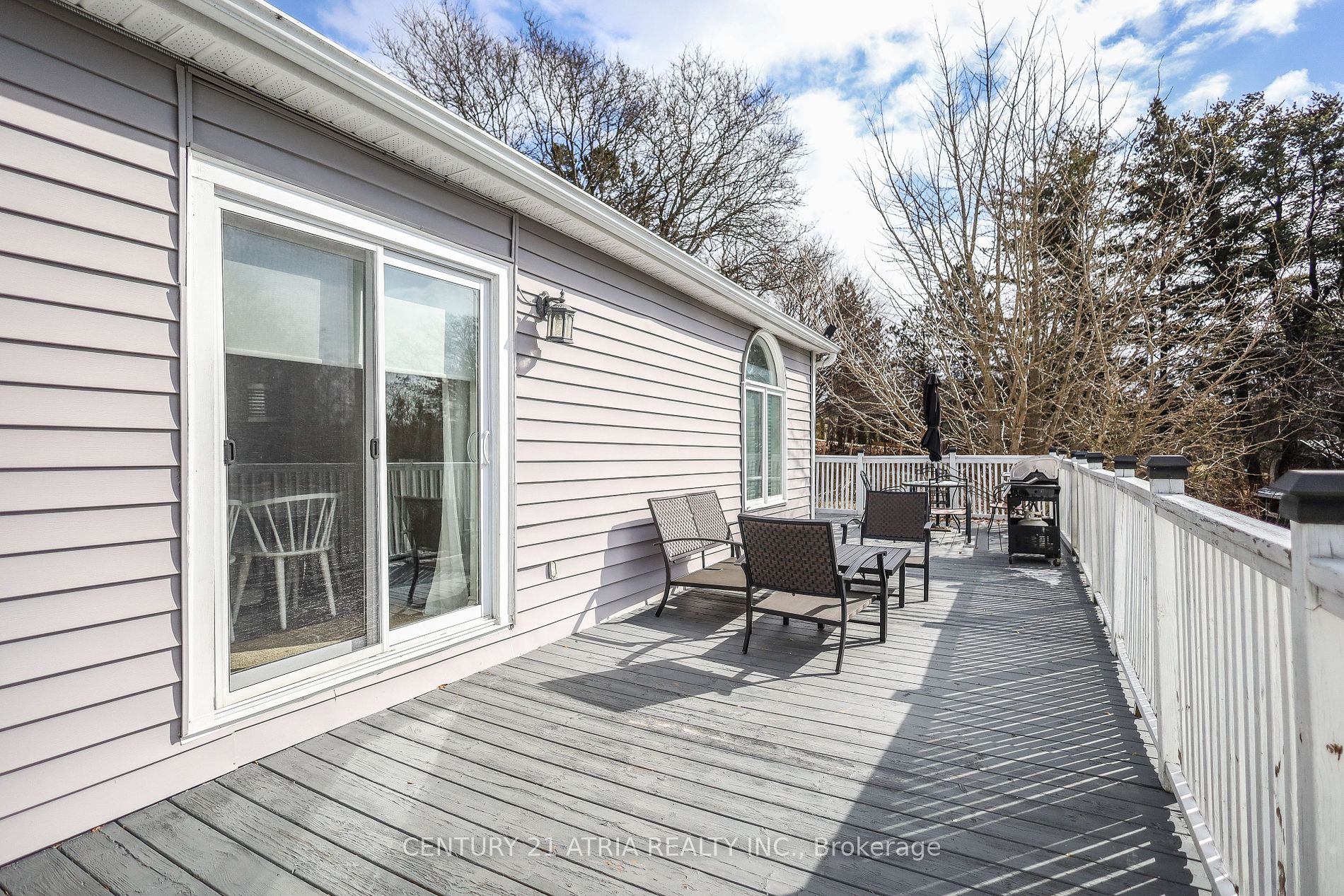 2415 6th Concession Road