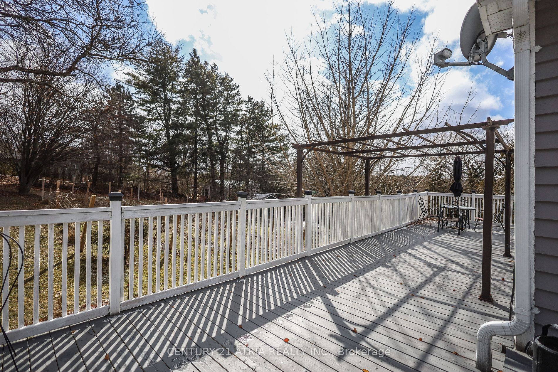 2415 6th Concession Road
