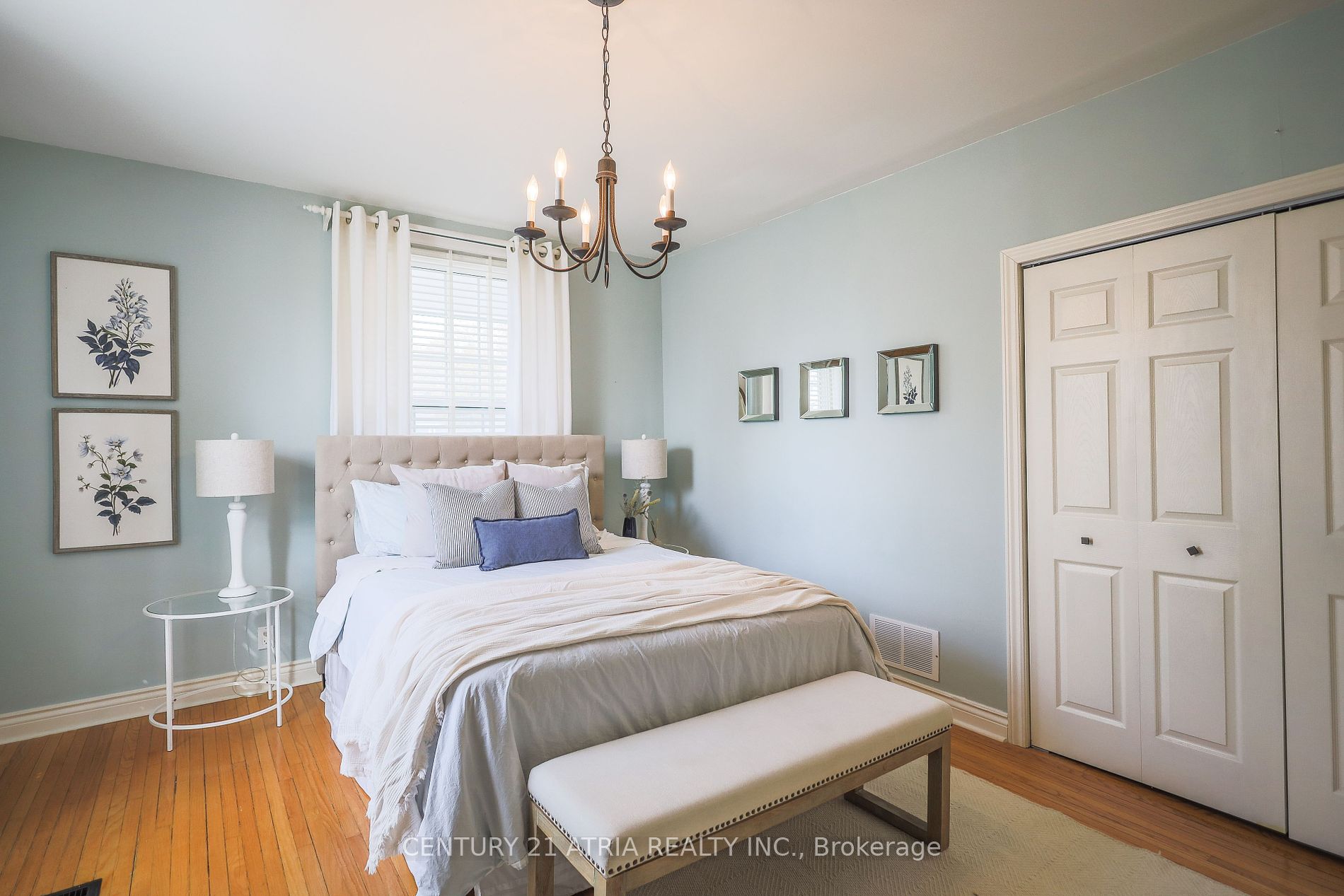 2415 6th Concession Road