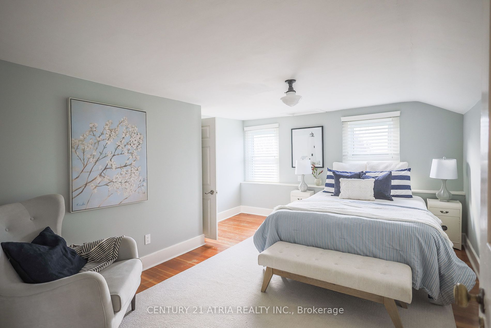 2415 6th Concession Road