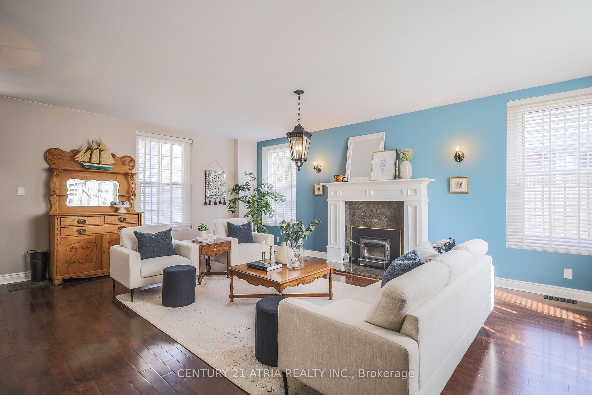 2415 6th Concession Road