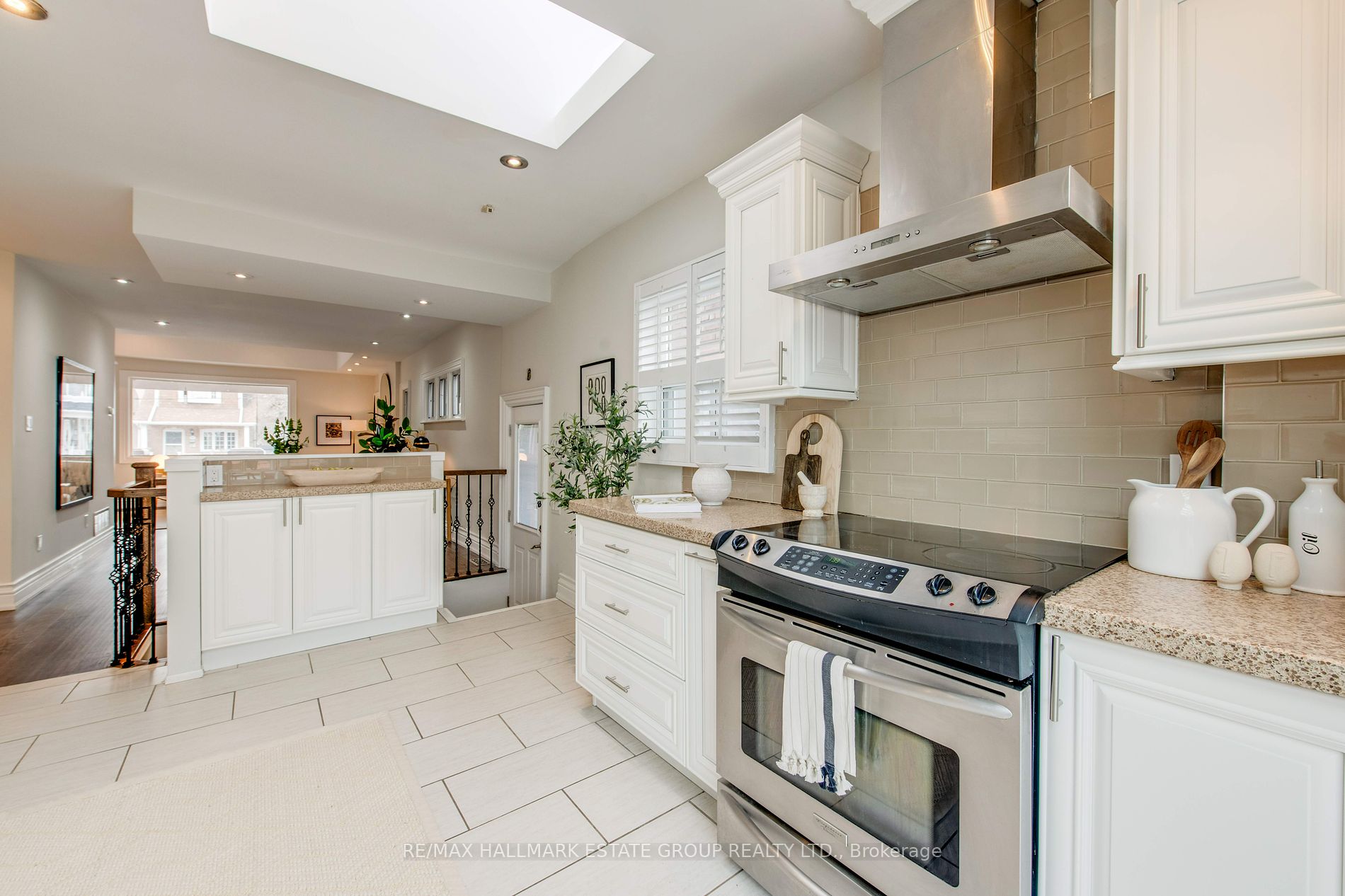 189 Courcelette Rd