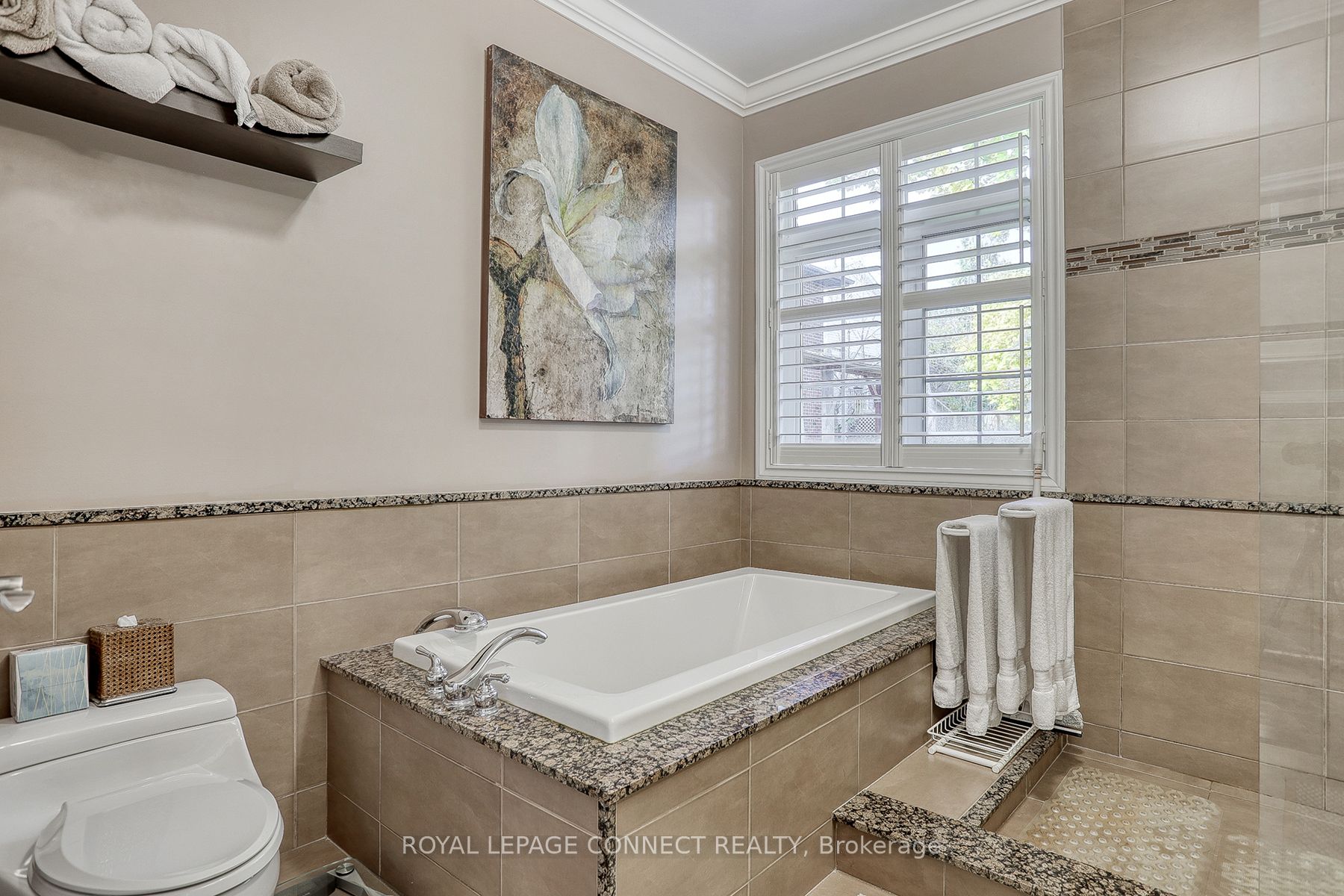 467 Rougemount Dr