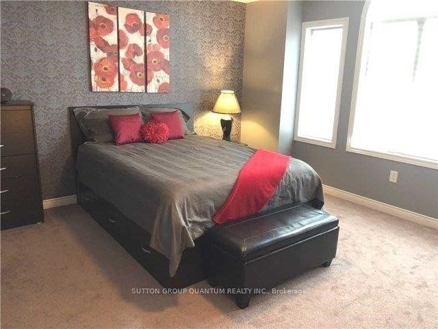 25 Swansea St