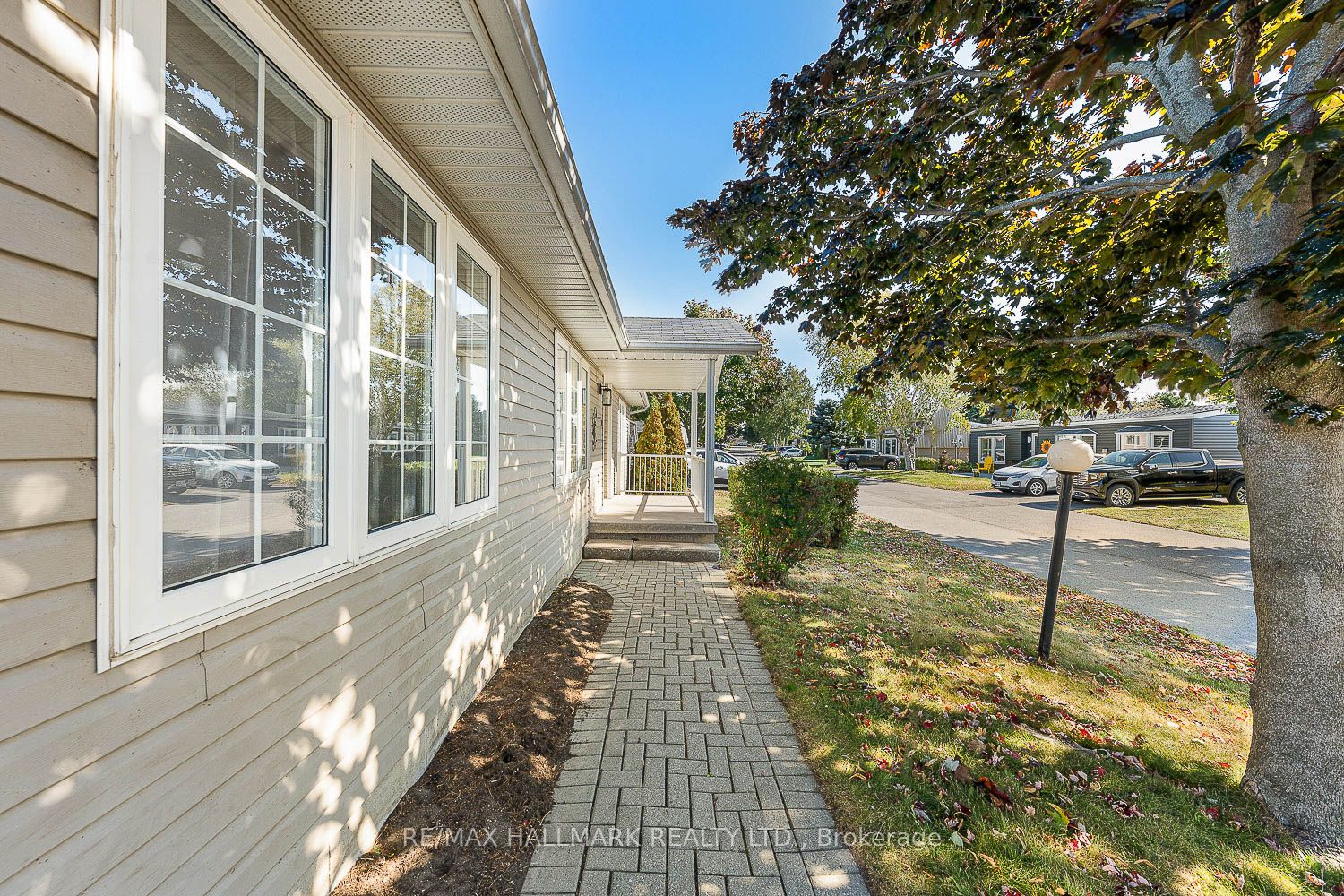 74 The Cove Rd