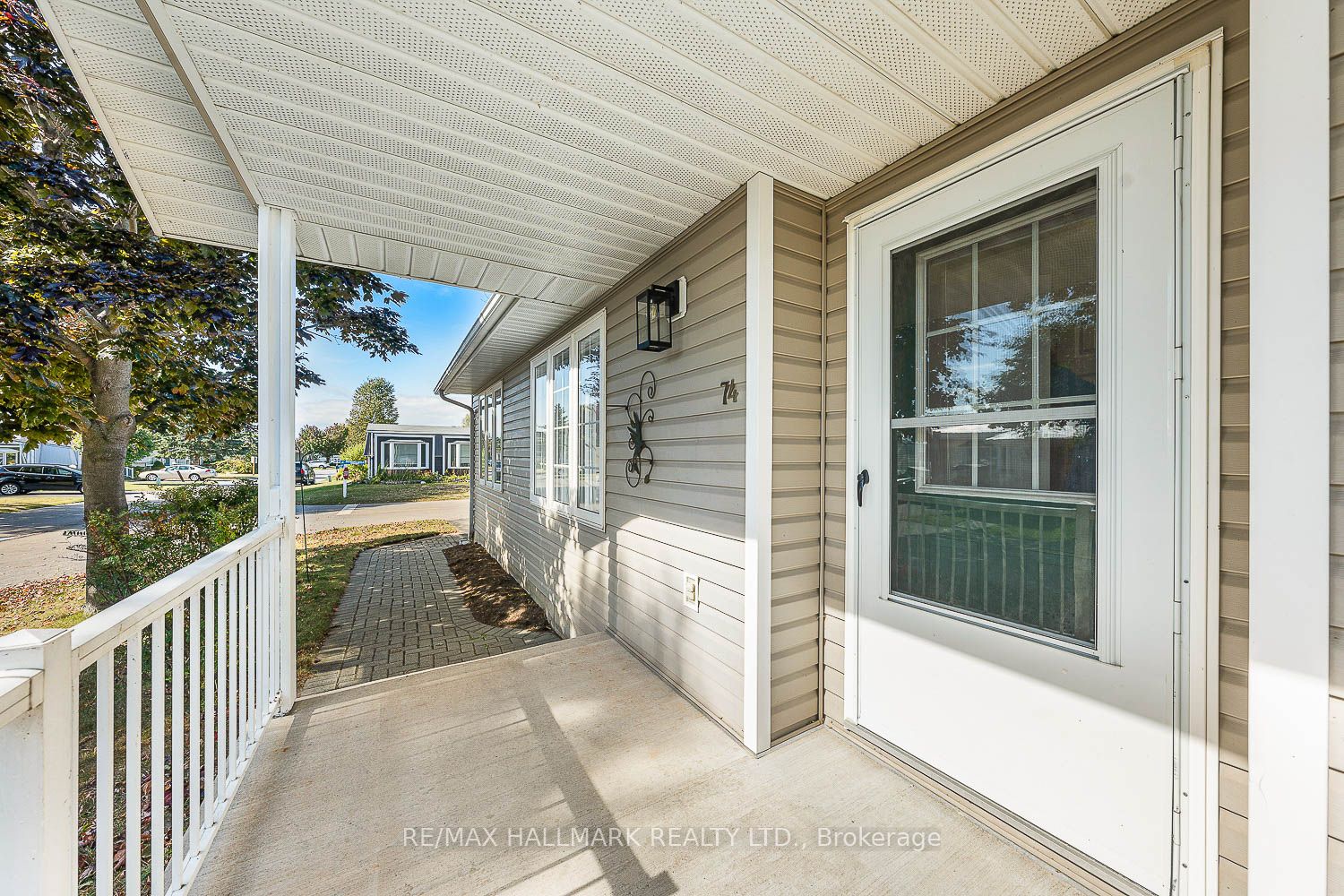 74 The Cove Rd