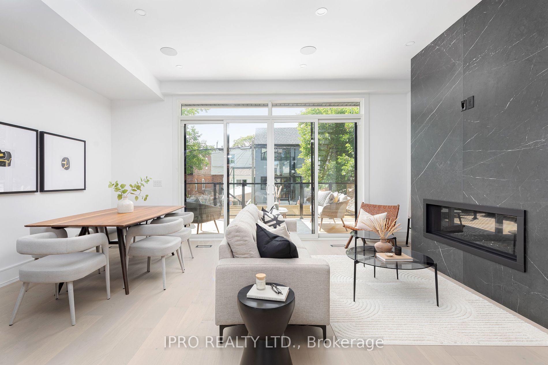 12 Leroy Ave