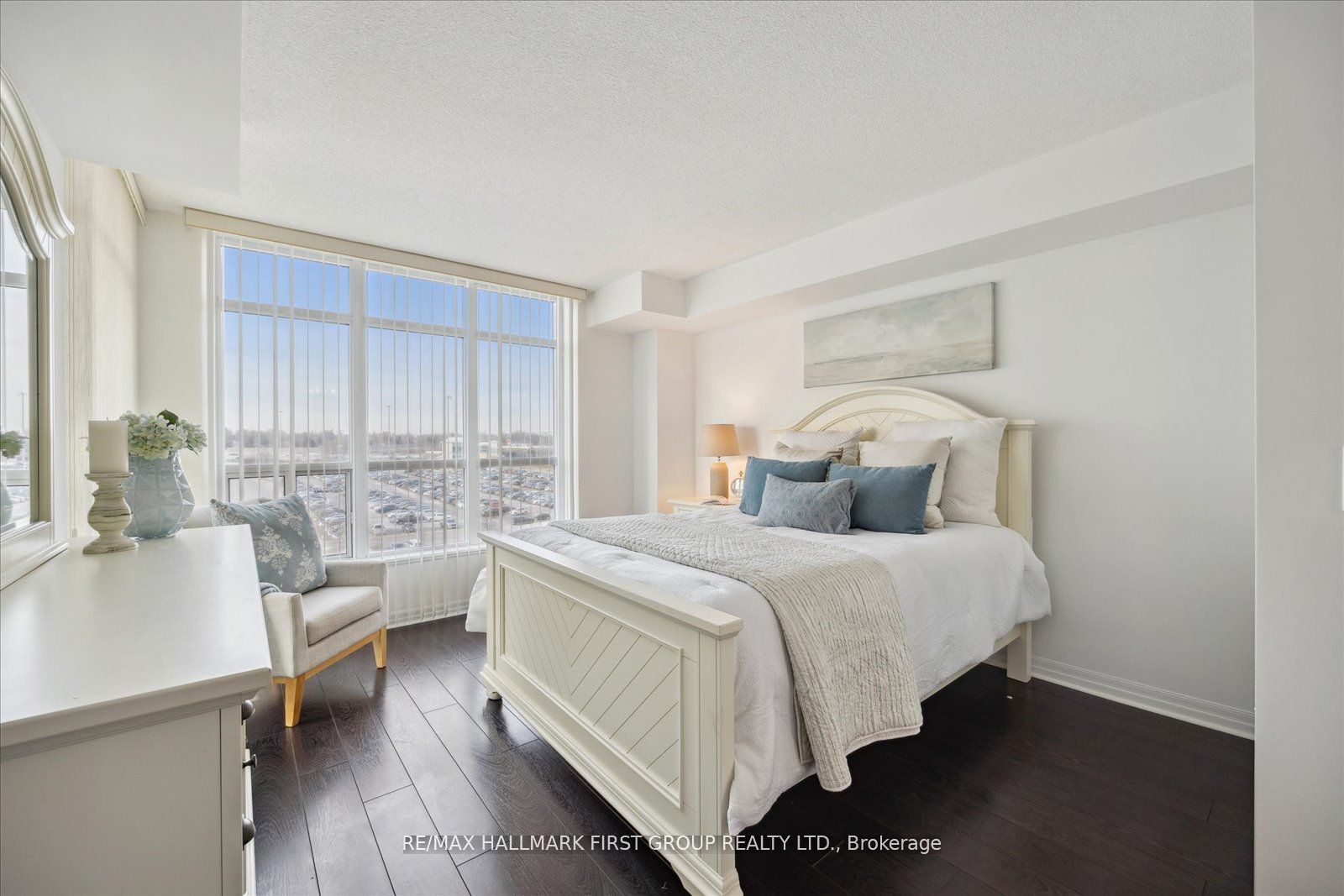 1600 Charles St, #707
