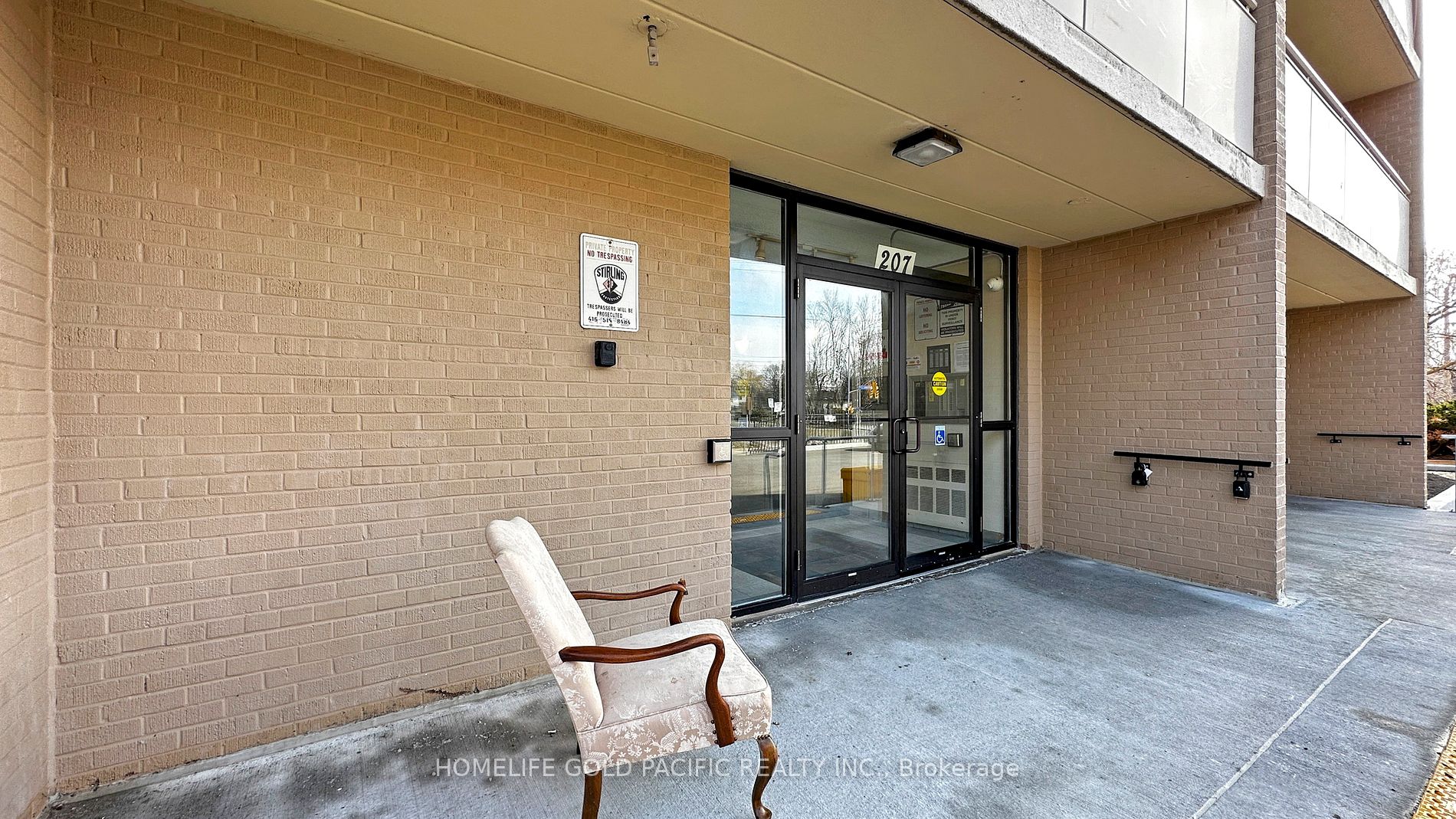 207 Galloway Road #403