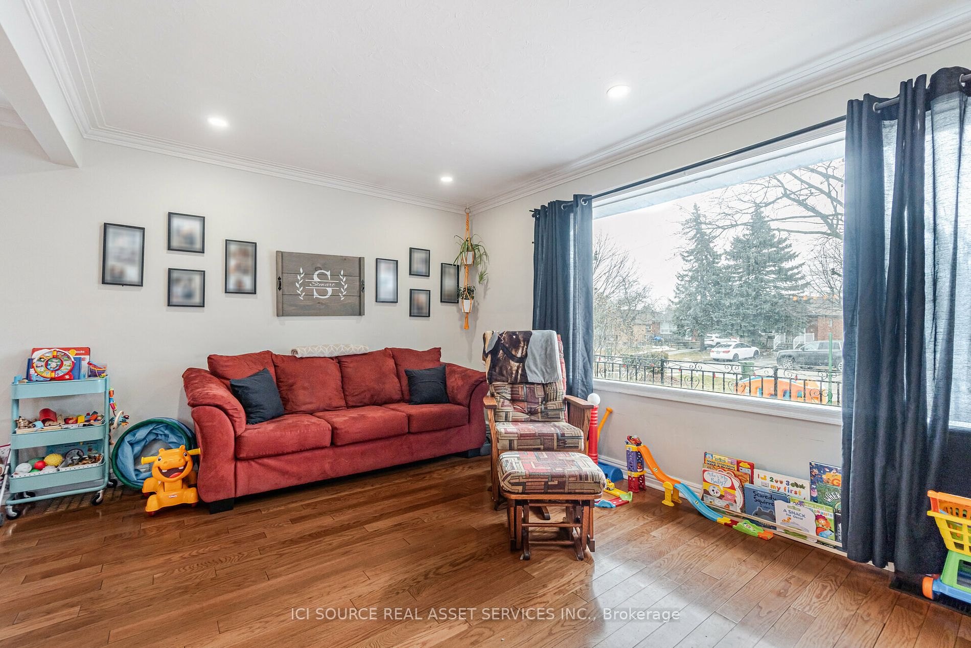 216 Flora Drive