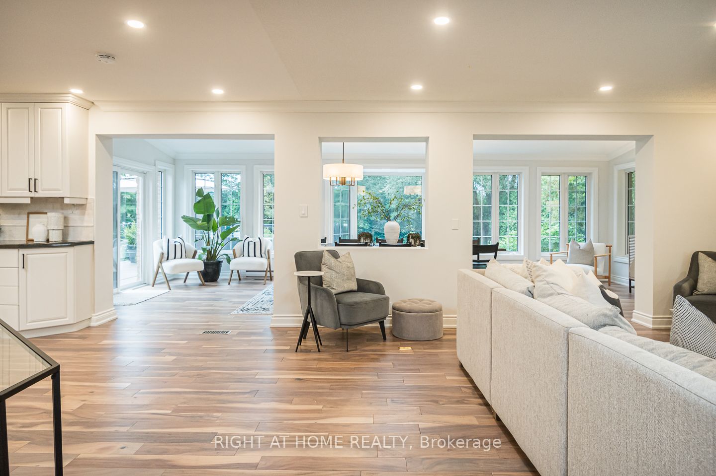 20 Glenlaura Crescent