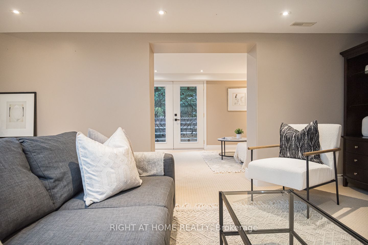 20 Glenlaura Crescent
