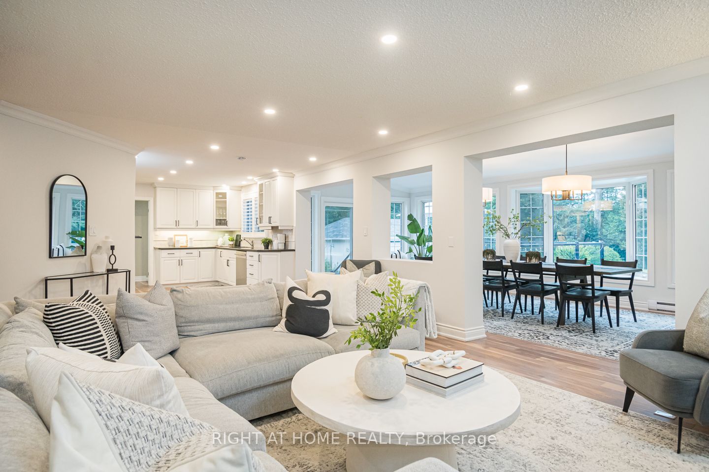 20 Glenlaura Crescent