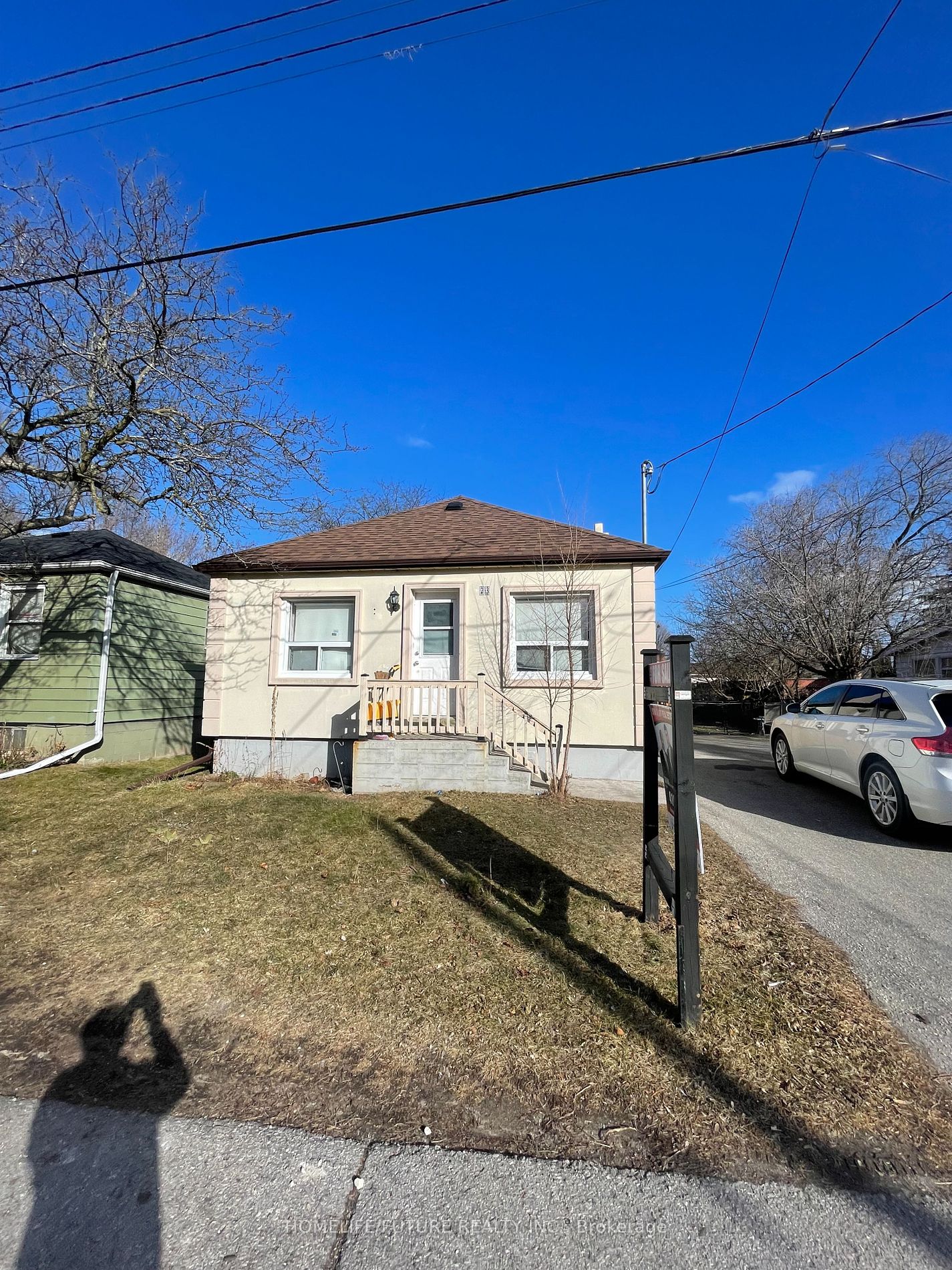 23 Bush Dr