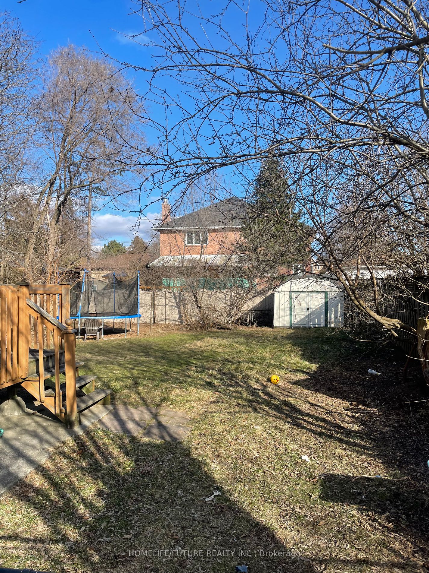 23 Bush Dr