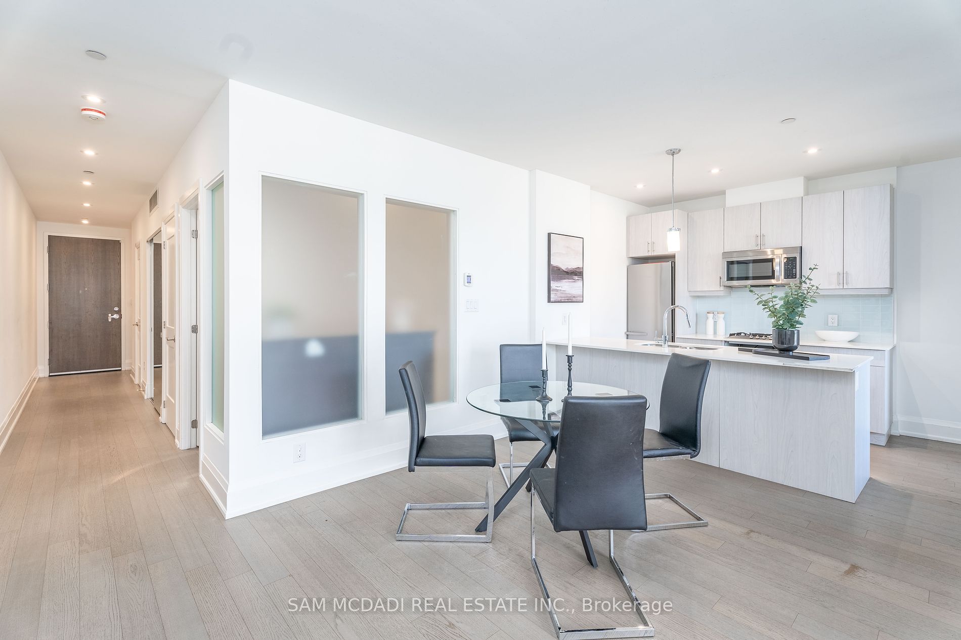 365 Beech Ave, #210