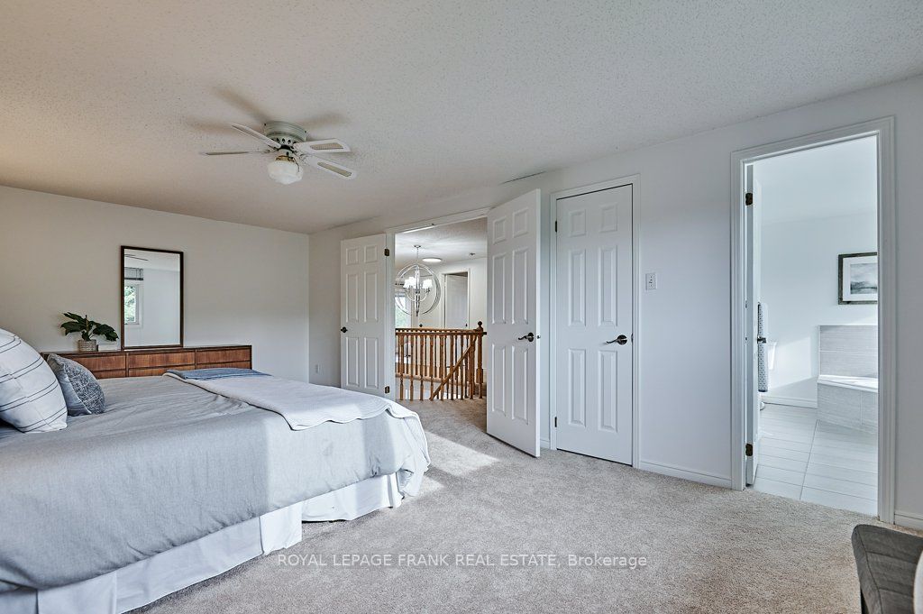 52 Love Crescent