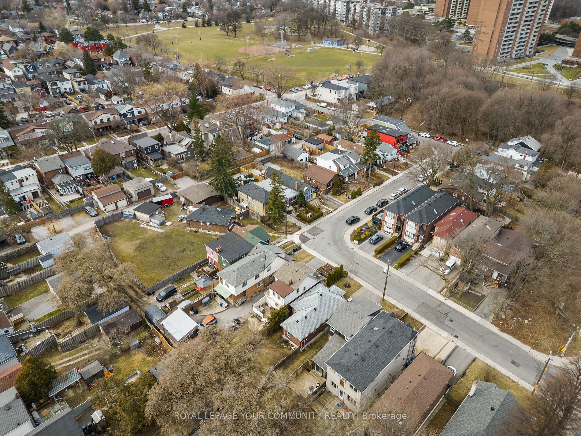 11 Denton Ave