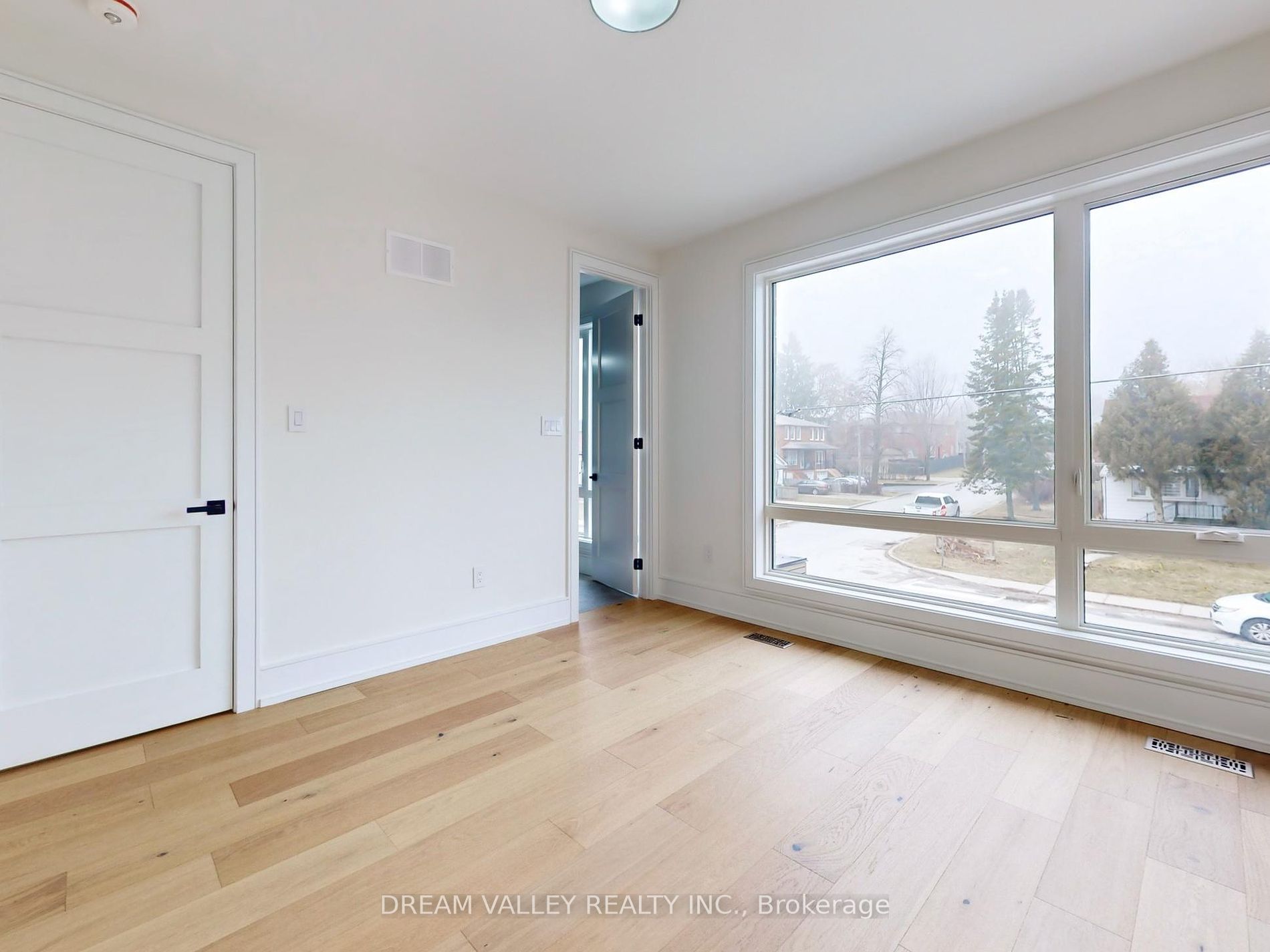109B Heale Ave