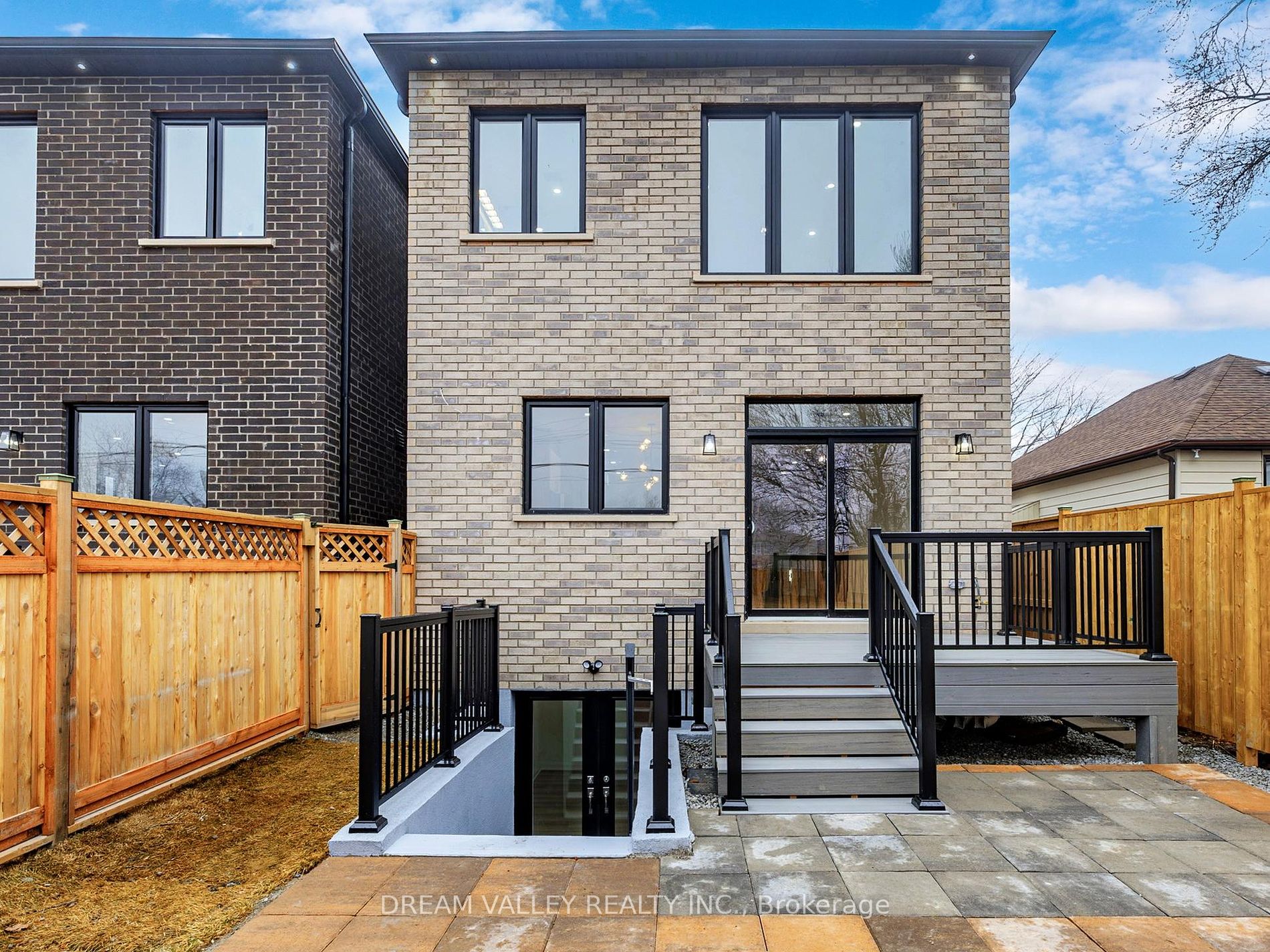 109B Heale Ave