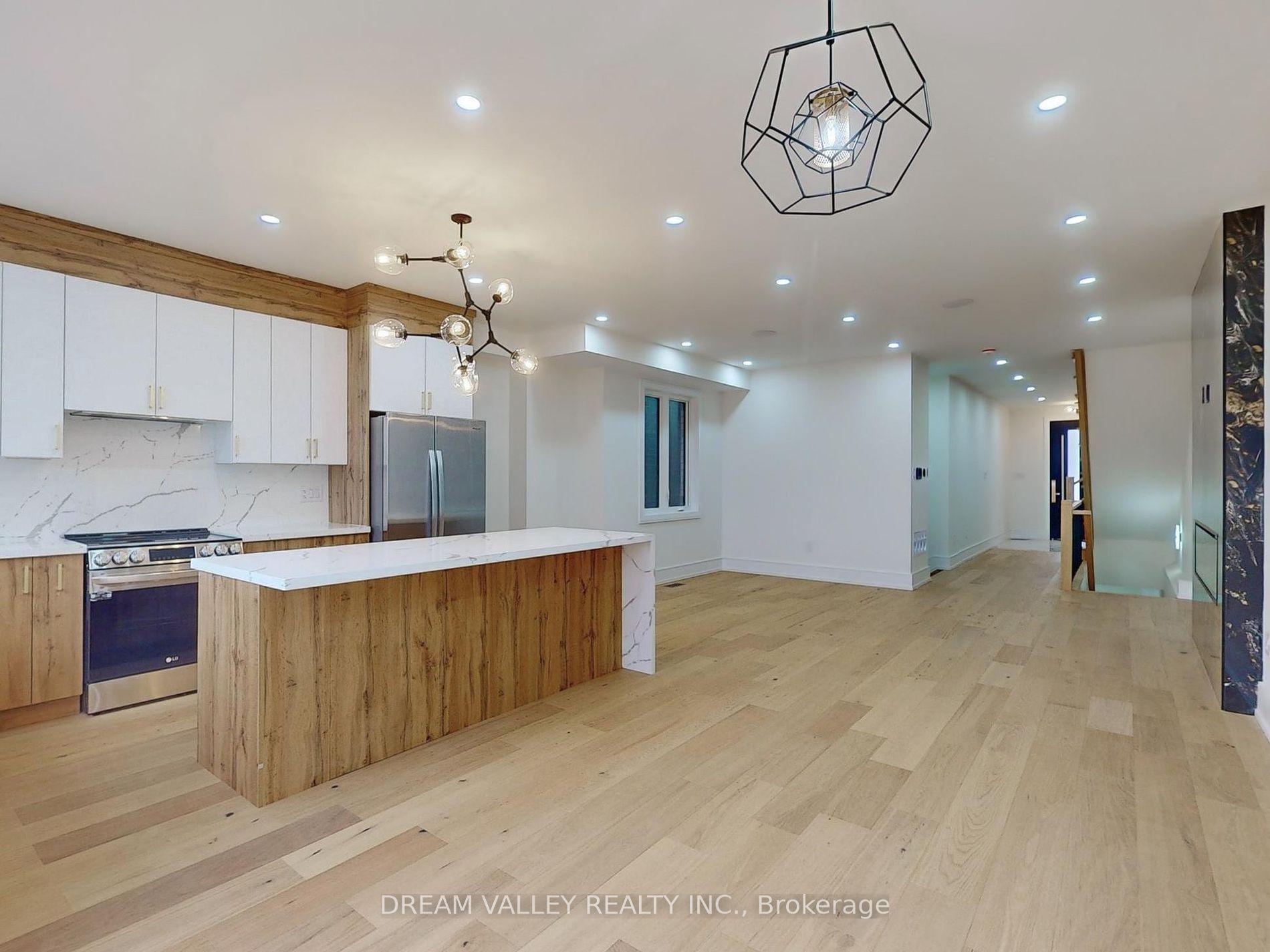 109B Heale Ave