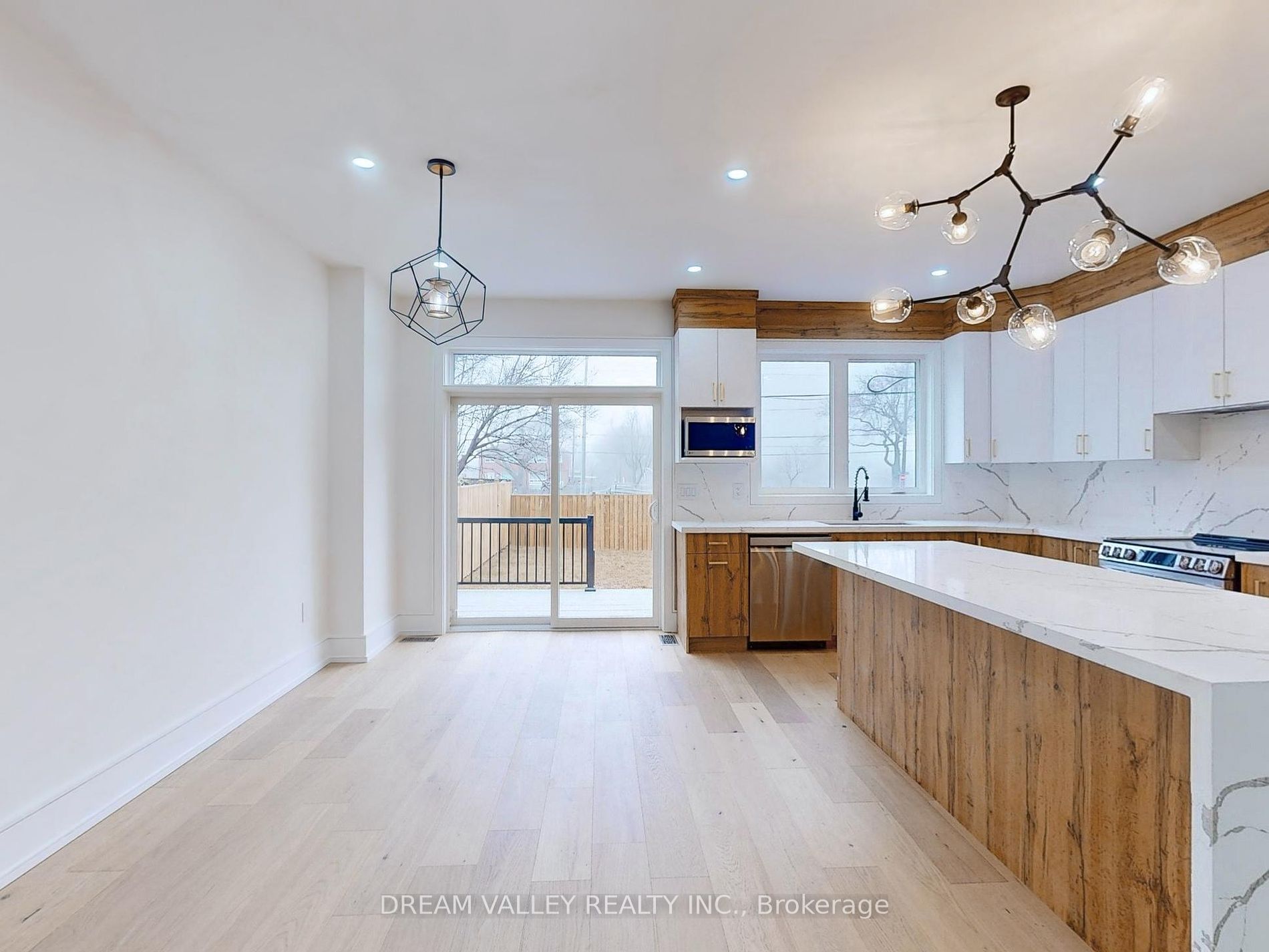 109B Heale Ave