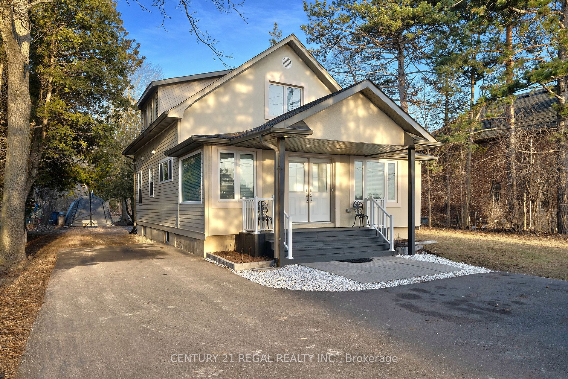 99 Townline Road N