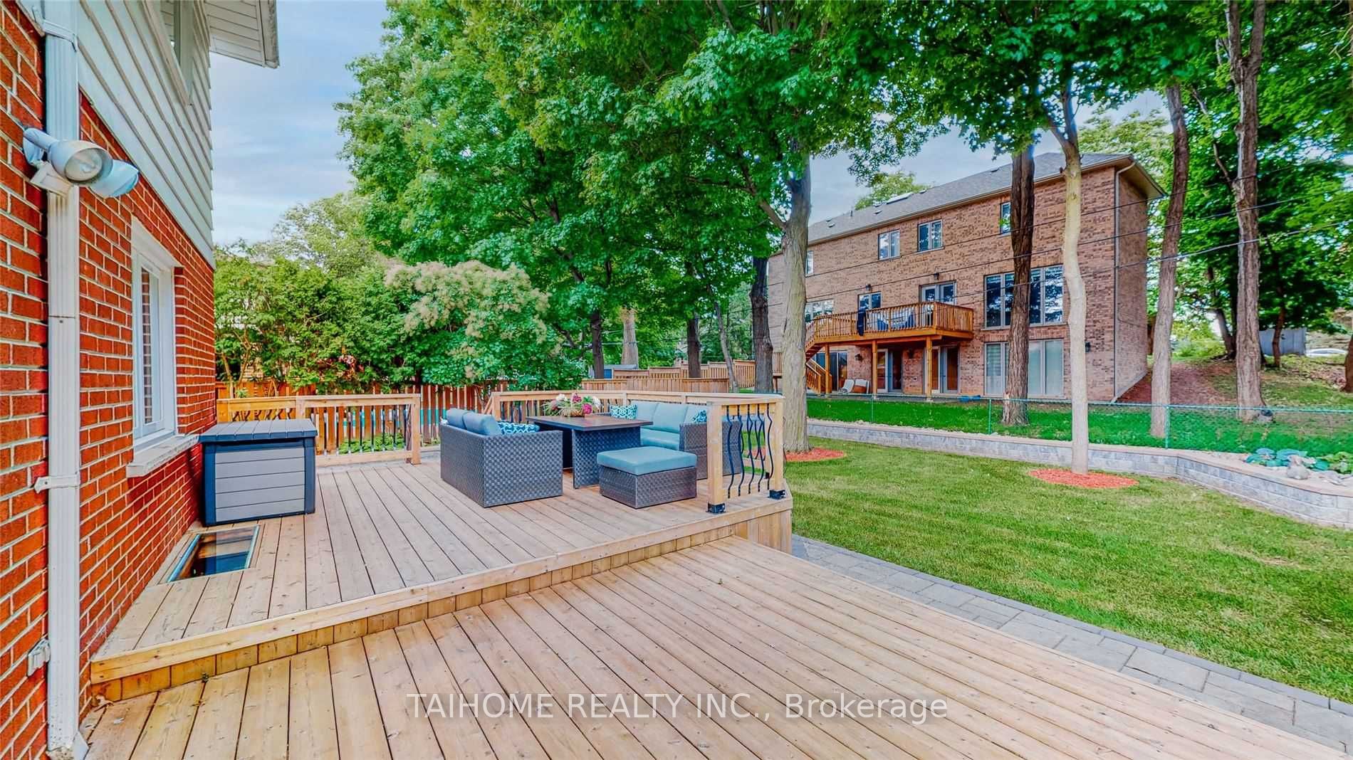 31 Stubbswood Sq