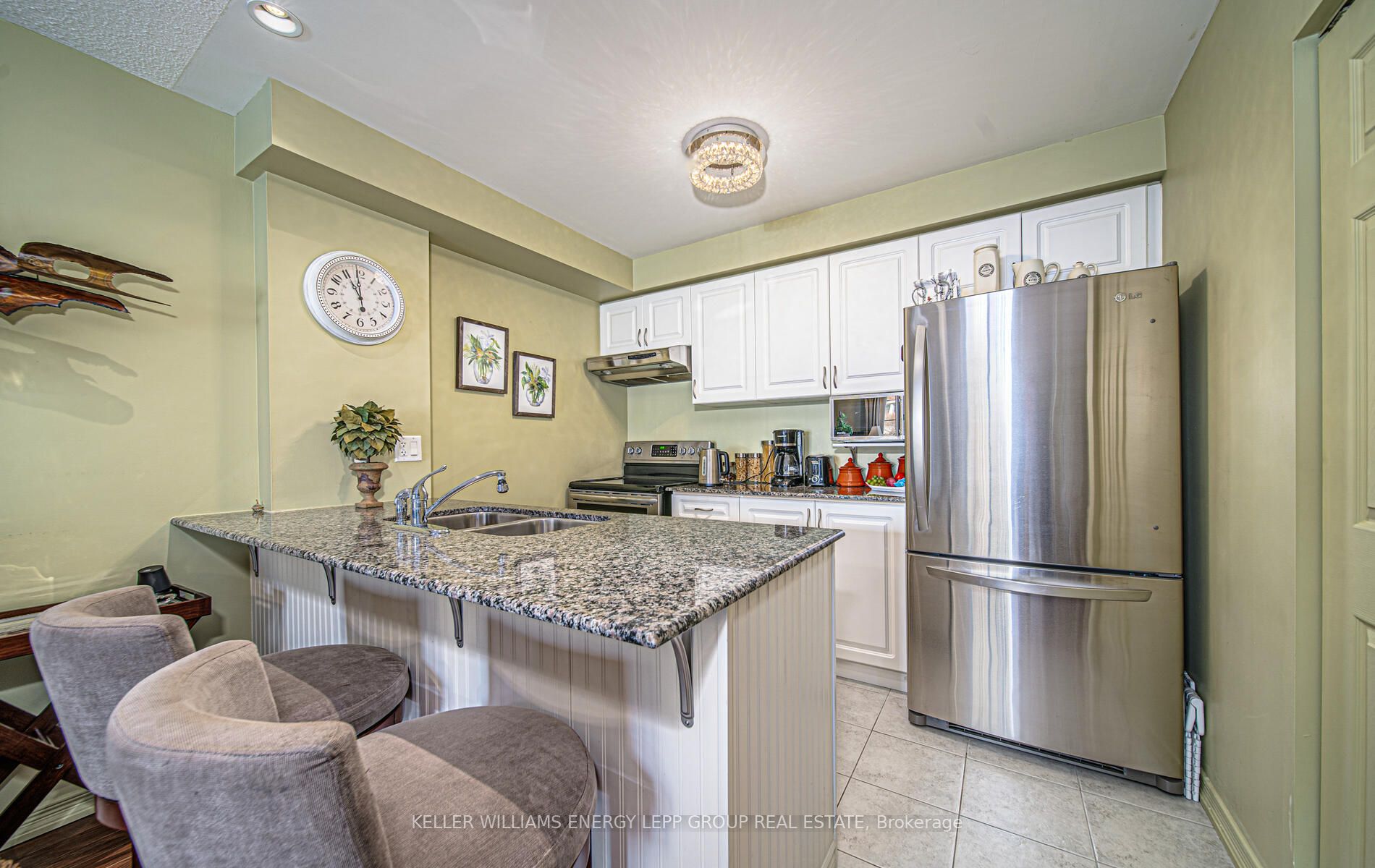 61 Clarington Boulevard #102
