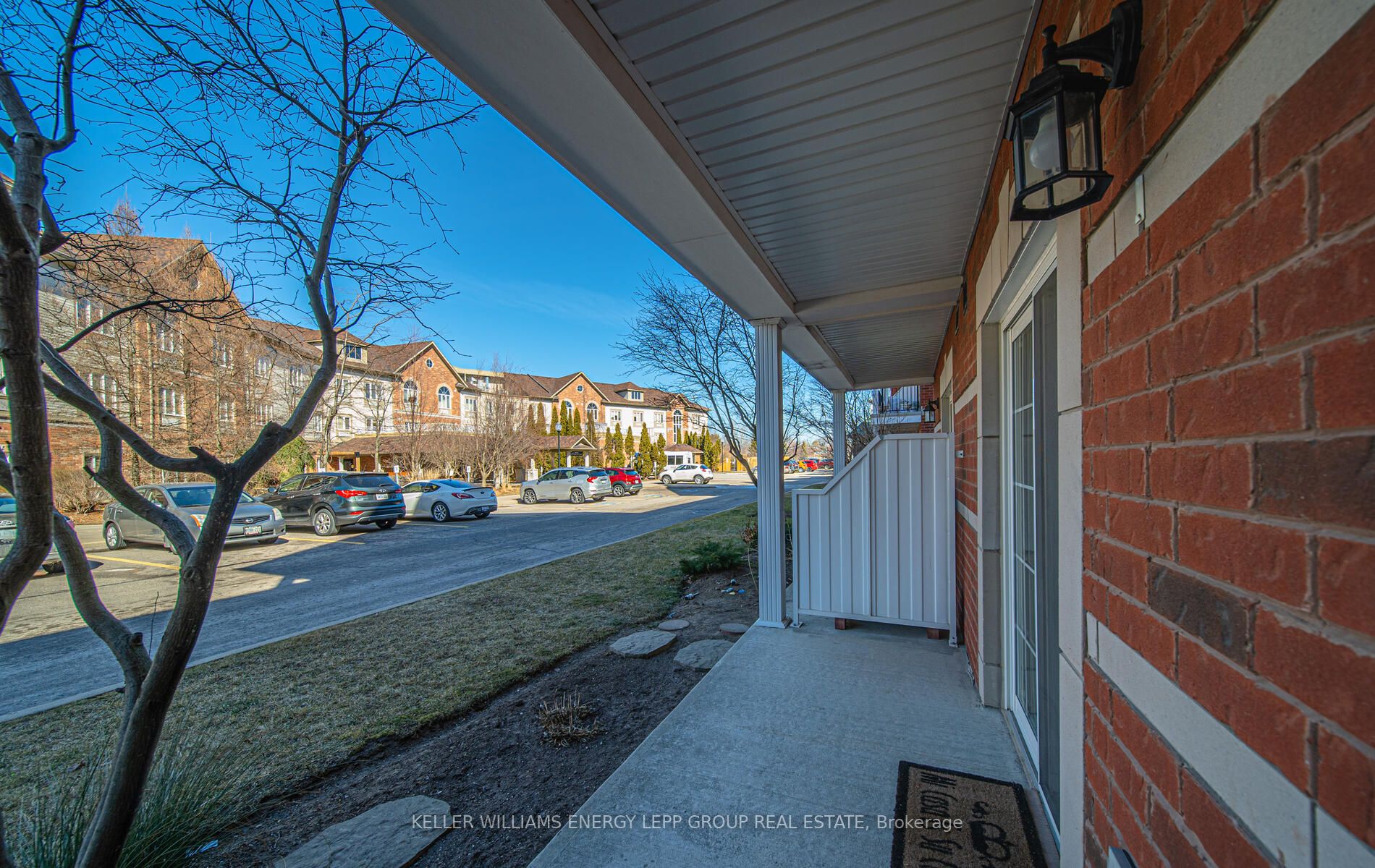 61 Clarington Boulevard #102